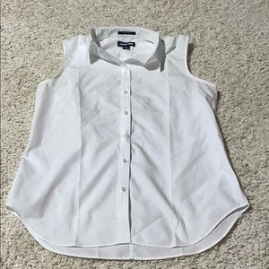 White collared sleeveless shirt